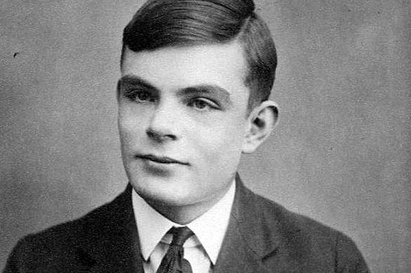 11. Какую немецкую шифровальную машину взломал Алан Тьюринг, чем спас миллионы жизней во время Второй мировой войны?