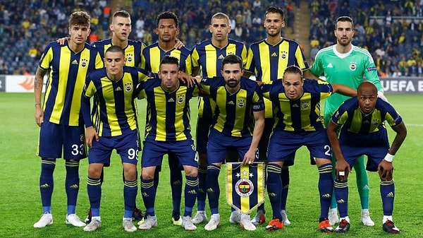 Fenerbahçe - 12 futbolcu