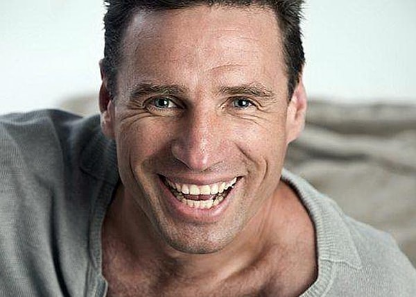 3. Виталий Абдулов