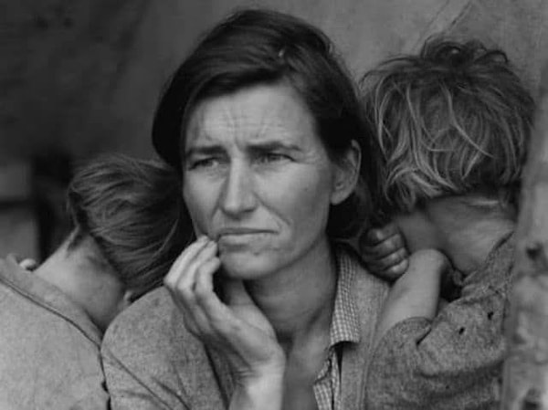 5. Какое историческое событие запечатлено на фотографии?