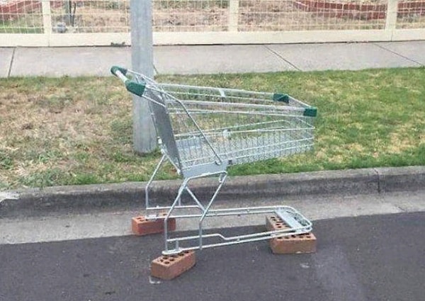 14. «Вот в настолько опасном районе я живу»