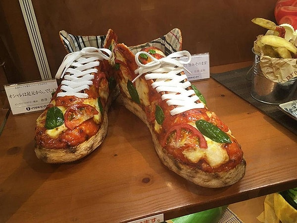 8. Проголодались? Тогда вот вам кроссовки-пиццы