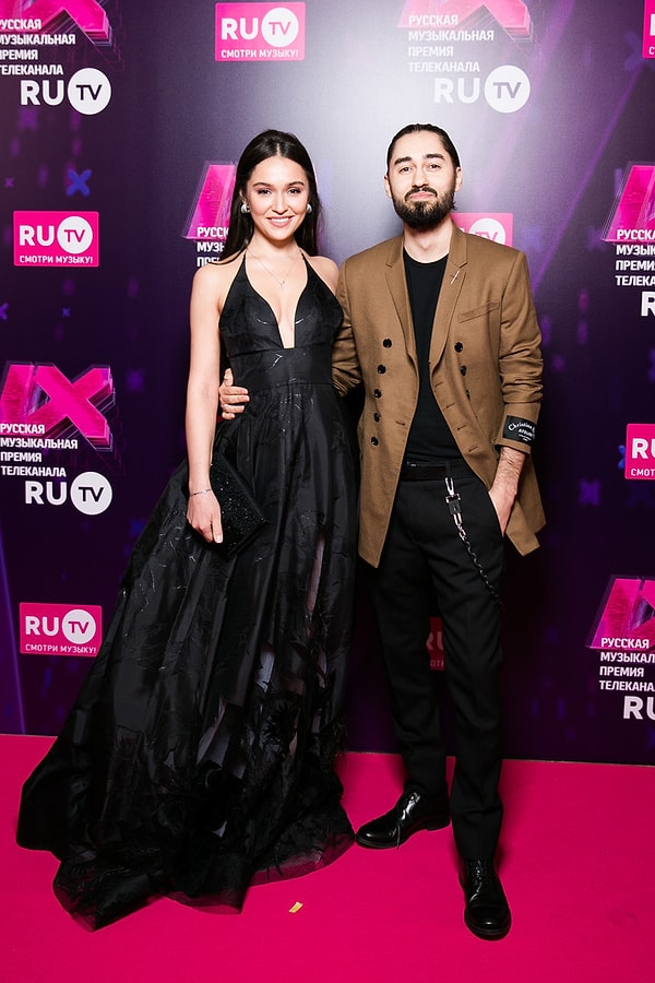 28. Мот с женой Марией Мельниковой