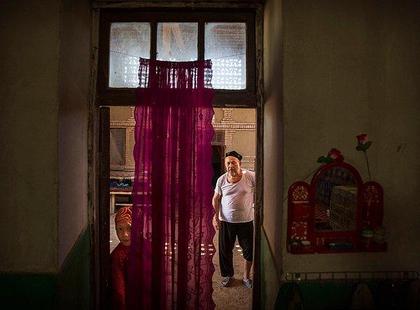 2. "Çin hükümeti milyonlarca vatandaşına Uygur evlerini işgal emri verdi. Peki, ne yaptıklarını sanıyorlar?"