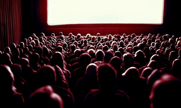 7. В кинотеатре предпочитаете мультики или фильмы?