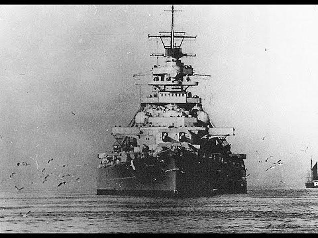 1941 - Alman zırhlısı Bismarck, İngiliz Kraliyet Donanması tarafından batırıldı.