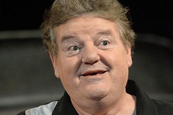 2. Что насчет Робби Колтрейна? Помните имя его персонажа?