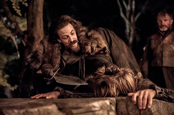 8. Момент, когда Варго Хоут отрубил Джейме кисть