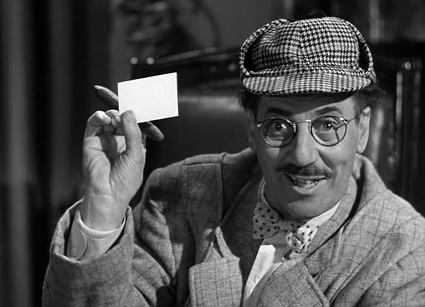 1. Граучо Маркс: "Помимо собаки, книга – лучший друг человека..."