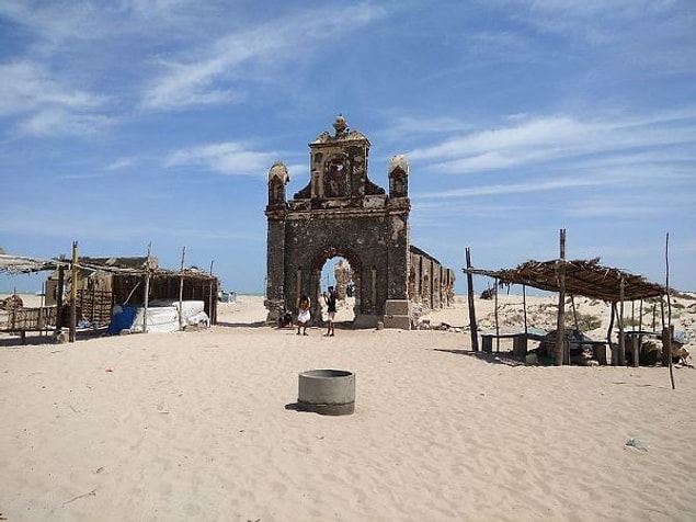 10. Dhanushkodi, Hindistan: