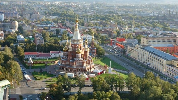 5. Как в восьмидесятые годы XX века назывался город Ижевск?