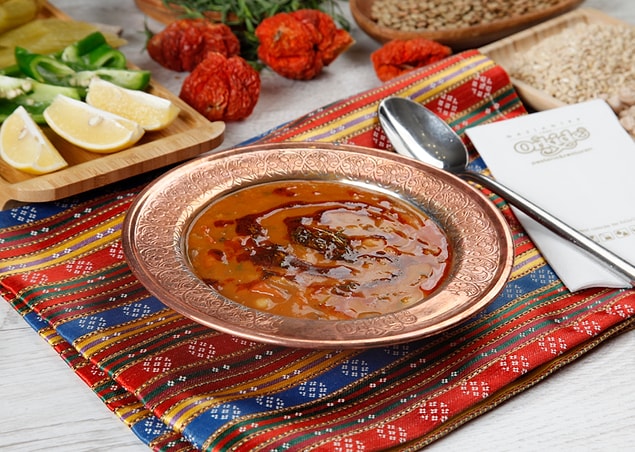 1. Çorbayla başlayalım.
