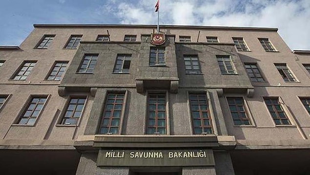 Milli Savunma Bakanlığı ve TSK'dan ise yayınlanan görüntülere ilişkin henüz bir açıklama yapılmadı.