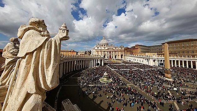 1929 - Vatikan bağımsız devlet oldu.