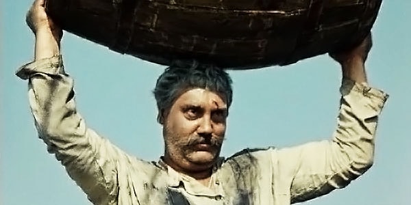 8. В каком фильме звучит фраза: "Таможня дает добро"?