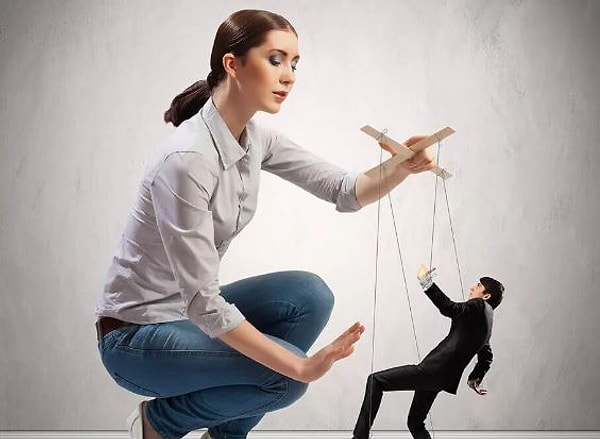 Вы выбрали яркую трехцветную сумку под №3.