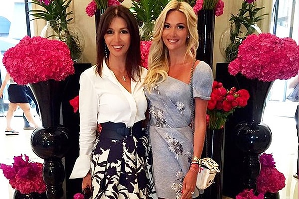 1. Согласны ли вы с тем, что мама Виктории Лопыревой Ирина выглядит как старшая сестра?