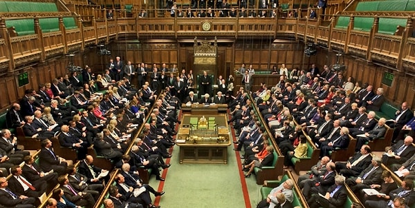 8. В какой стране находится самый старый в мире парламент?