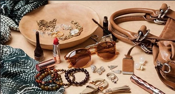 3. Выберите аксессуар, без которого не выходите из дома: