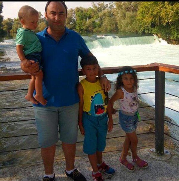 39 yaşında ve 3 çocuk babası olan polis memuru Ekrem Kurtoğlu, bugün öğle saatlerinde tedavi gördüğü hastanede şehit oldu.