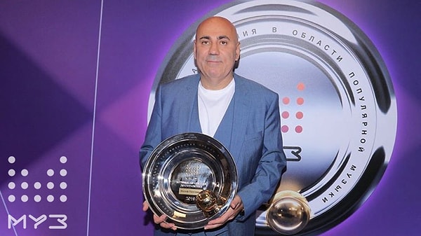 3. Иосиф Пригожин также получил свой приз в специальной номинации "Лучший продюсер десятилетия".