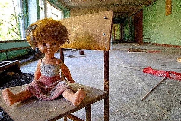 İnsan eliyle gerçekleştirilmiş en büyük felaketlerden biri olan ve yedinci seviyede bir felaket olarak sayılan Çernobil Nükleer Santrali'nin bulunduğu Pripyat kasabasının son hali içler acısı...