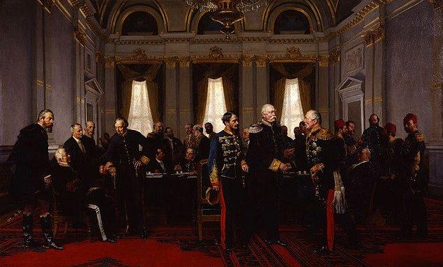1878 - Berlin'de, Osmanlı İmparatorluğu, Çarlık Rusyası, Büyük Britanya, Alman İmparatorluğu, Avusturya-Macaristan İmparatorluğu, İtalya Krallığı ve Fransa arasında, Berlin Antlaşması olarak adlandırılan barış antlaşmasını imzalamak üzere kongre toplandı.