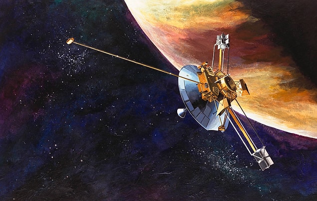 1983 - Pioneer 10 uzay sondası, güneş sistemi dışına çıkan ilk insan yapımı nesne oldu.