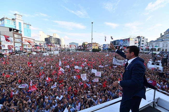 İmamoğlu Esenyurt'tan Seslendi: 'Ben Adalet Diyorum, Onlar Pontus Diyor, Ben İsraf, Tasarruf Diyorum, Onlar Yunan Diyor'