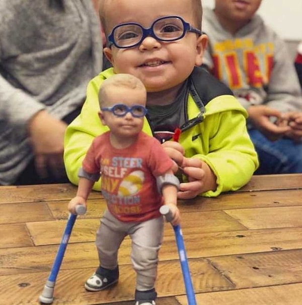 3. Маленькая копия мальчика