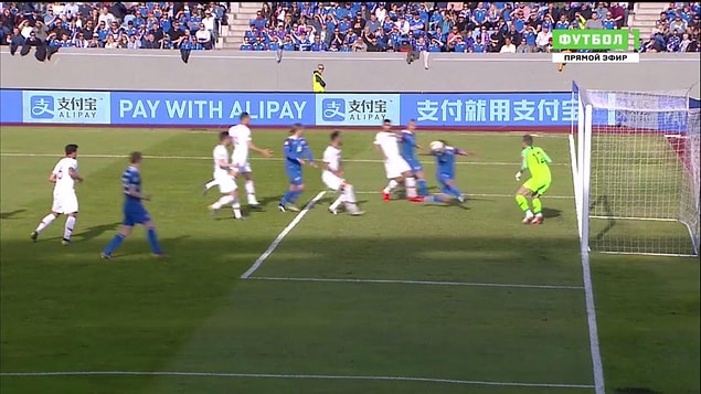 21.dakikada Ragnar Sigurdsson kafa vuruşuyla 1-0 geriye düştük.