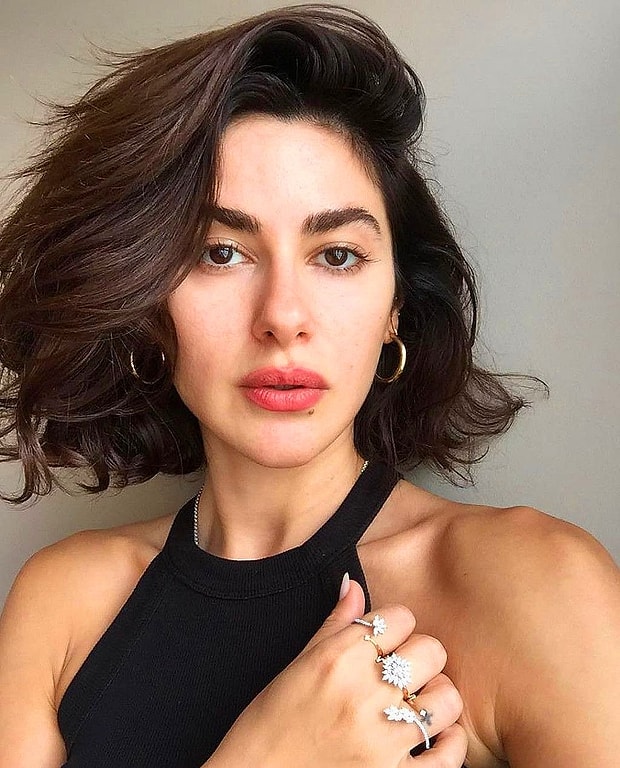 Nesrin Cavadzade
