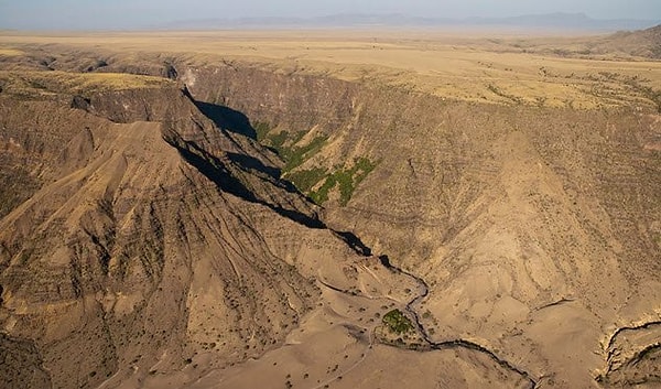 2. Африка раскалывается на две части