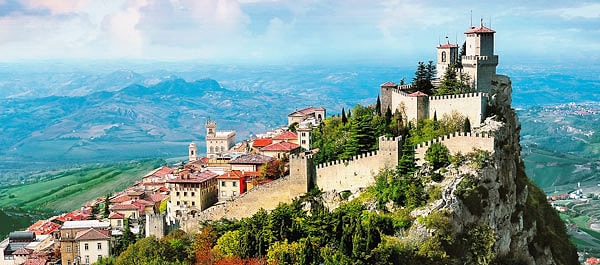 5. Выберите государство, которое граничит с Сан-Марино: