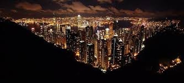 2. Назовите территориально самый маленький город, который является столицей