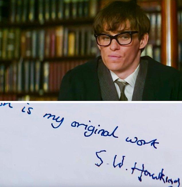 3. The Theory of Everything filminde kullanılan eşyalardan bazıları, Stephen Hawking'in imzasını taşıyan ve kendisinin bağışladığı eşyalarmış. Bunlardan bazıları kendi onur madalyası ve imzalı tezi.