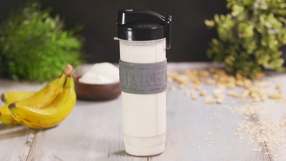 Güne Bomba Gibi Başlamanın En Sağlıklı Yolu: Protein Bombası Kahvaltı İçeceği Nasıl Yapılır?