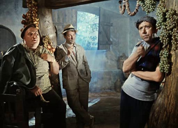 1. Какой актер троицы "Трус, Балбес и Бывалый" был самым старшим?