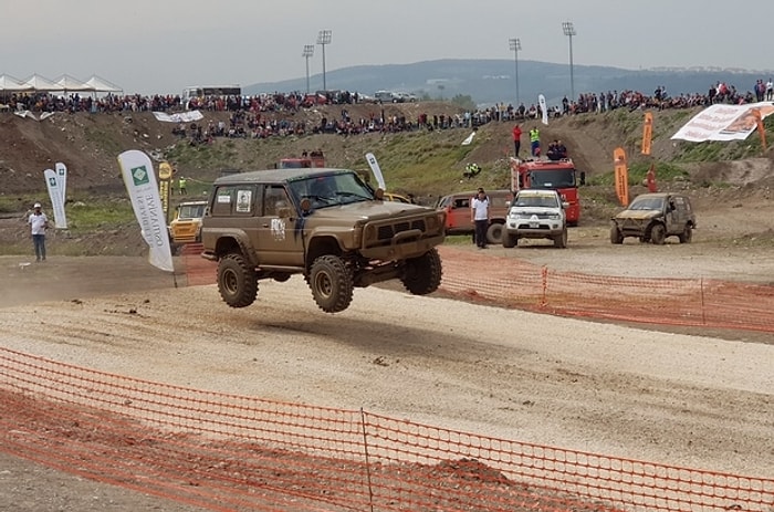 Kemerburgaz'da Düzenlenen Big Boyz Festivali'nde Off Road Aracı Kontrolden Çıktı: 11 Kişi Yaralandı