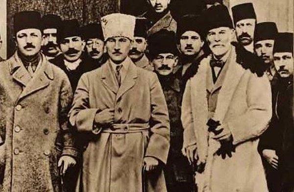 1919 - Amasya Genelgesi yayınlandı.