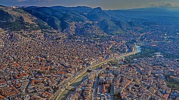 1939 - Hatay Devleti'ın Türkiye'ye katılmasına ilişkin antlaşma, Ankara'da imzalandı.