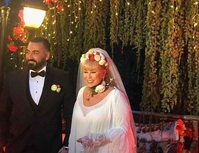Düğünün ardından magazin sitelerine çeşitli iddialarda bulunan üç ayrı kadın, Murat Akıncı'nın kendilerini sahne kimlik kullanarak dolandırdığını iddia etti.