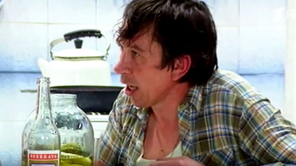 4. Вспомните профессию Лени Голубкова.