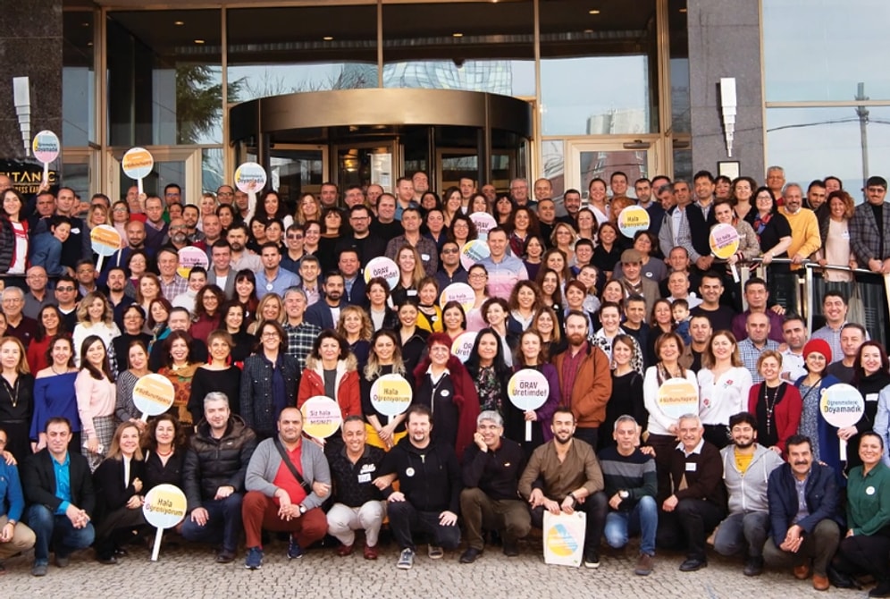 Öğrenmenin Sınırı Yok! Öğretmenlere Ücretsiz Eğitim Veren Bir Vakıf Olduğunu Biliyor muydunuz?