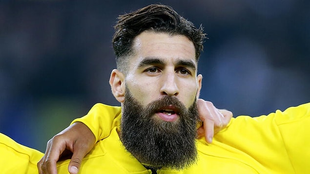 Sarı-kırmızılılar, Fransız ekibi Toulouse ile sözleşmesi sona eren 30 yaşındaki futbolcuyla her konuda anlaşma sağladı. Bonservisi elinde olan kanat oyuncusunun istediği 1 milyon euro imza parası konusunda kendi önerdiği bedeli kabul ettiren Aslan, yıllık ücrette de el sıkıştı..