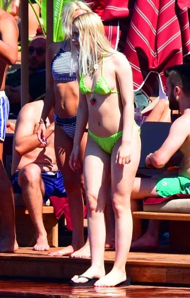 Hatta Bayram tatilinde Bodrum'da paylaştığı bikinili fotoğrafını paylaşınca, sosyal medyada uzun süre konuşulmuştu...