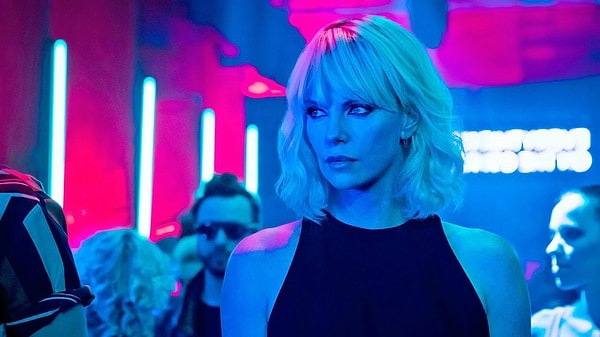 9. Взрывная блондинка (2017)