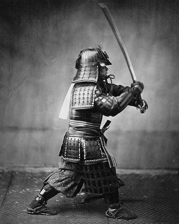 Yeni yapımın baş karakterlerinden biri Date Masamune olacak. Tek Gözlü Ejder rumuzlu bu savaşçı krallığın başına geçmek için mücadele etmişti.