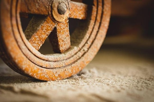 45. Пыль на колесе игрушки