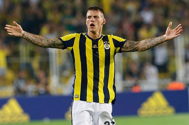 15. Martin Skrtel / Kulüpsüz ➡️ Fenerbahçe, Medipol Başakşehir, Glasgow Rangers
